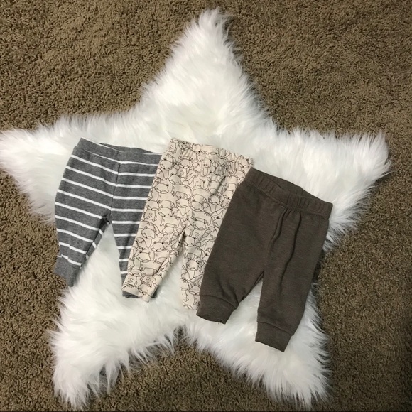SOLD NB Baby Clothes Bundle - Picture 5 of 5